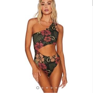 NWT Beach Riot Celine One Piece - Honolulu Hibiscus